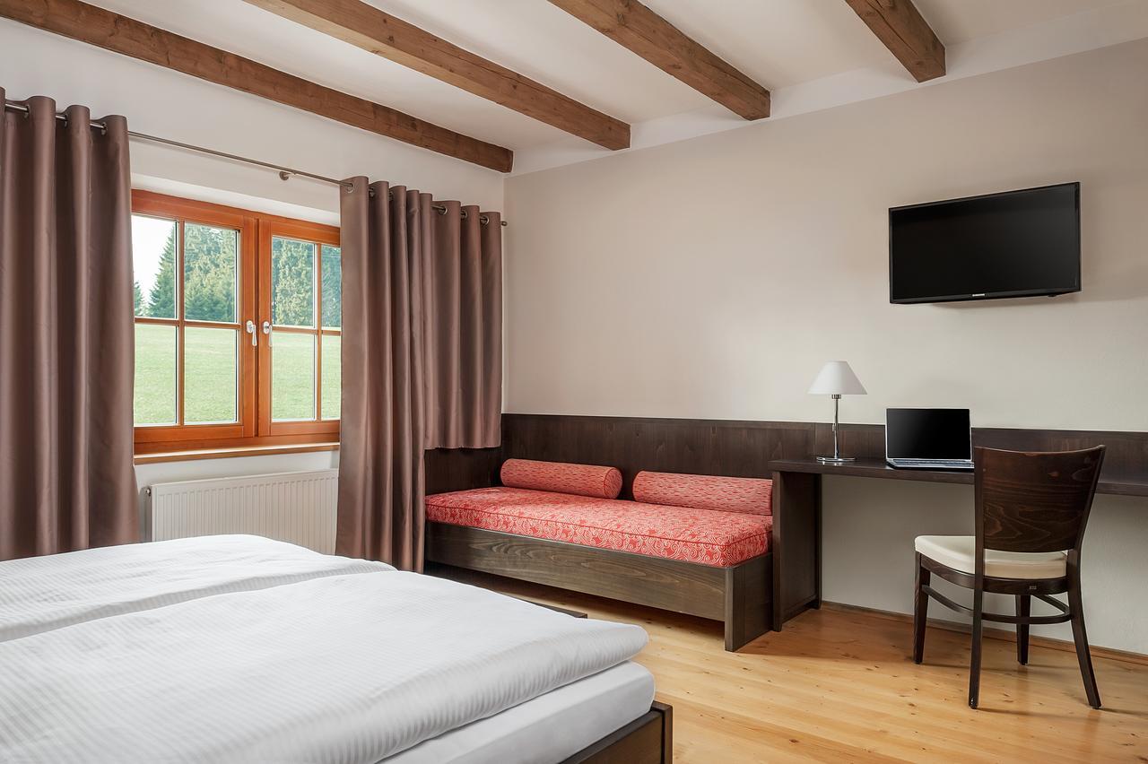Aneta Hotel & Restaurant Vítkovice المظهر الخارجي الصورة