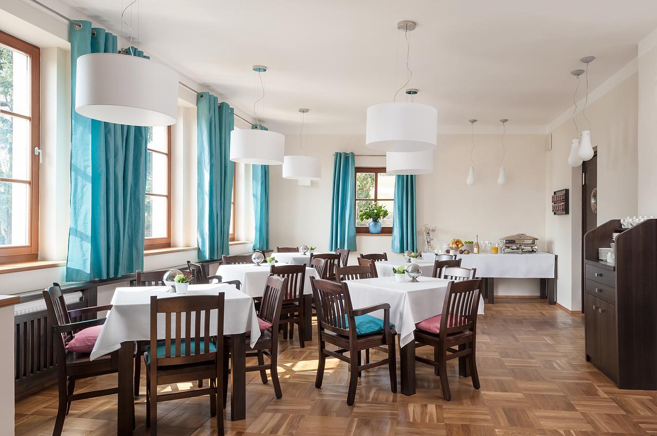 Aneta Hotel & Restaurant Vítkovice المظهر الخارجي الصورة